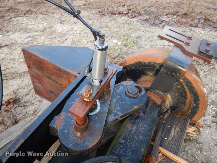 image for item DH8002 2007 DMF RW-1650  railgear hi-rail system