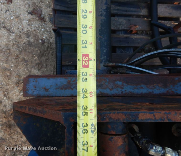 image for item DH8002 2007 DMF RW-1650  railgear hi-rail system