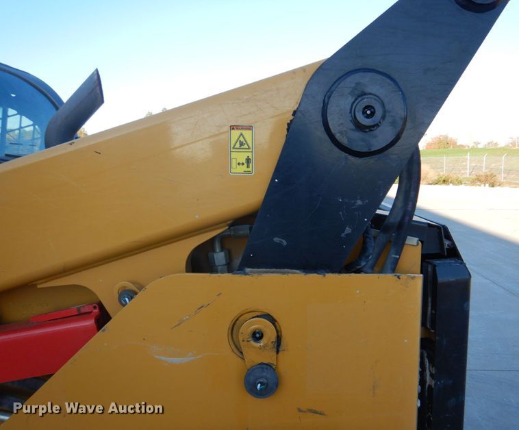 image for item DH8004 2017 Caterpillar 299D2  tracked skid steer loader