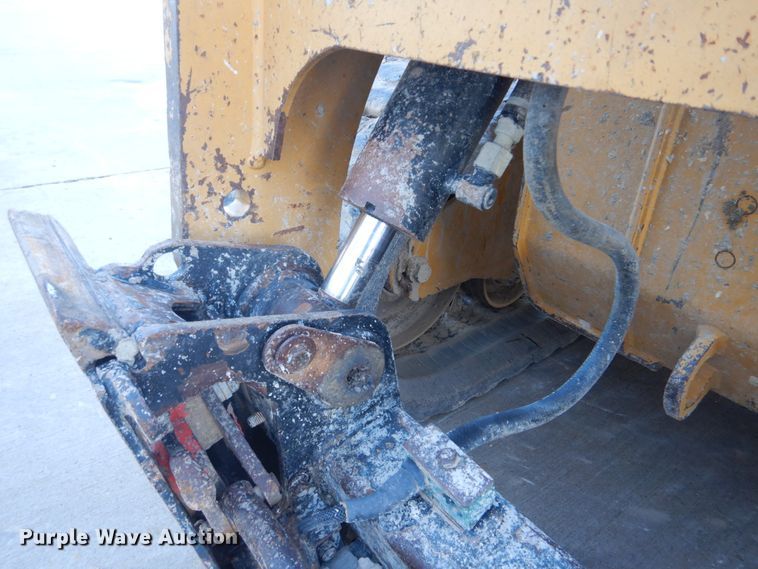 image for item DH8004 2017 Caterpillar 299D2  tracked skid steer loader