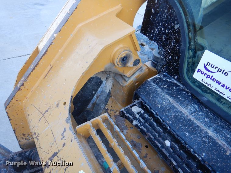 image for item DH8004 2017 Caterpillar 299D2  tracked skid steer loader