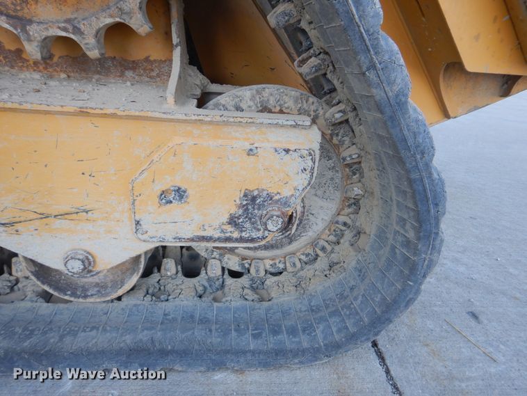 image for item DH8004 2017 Caterpillar 299D2  tracked skid steer loader