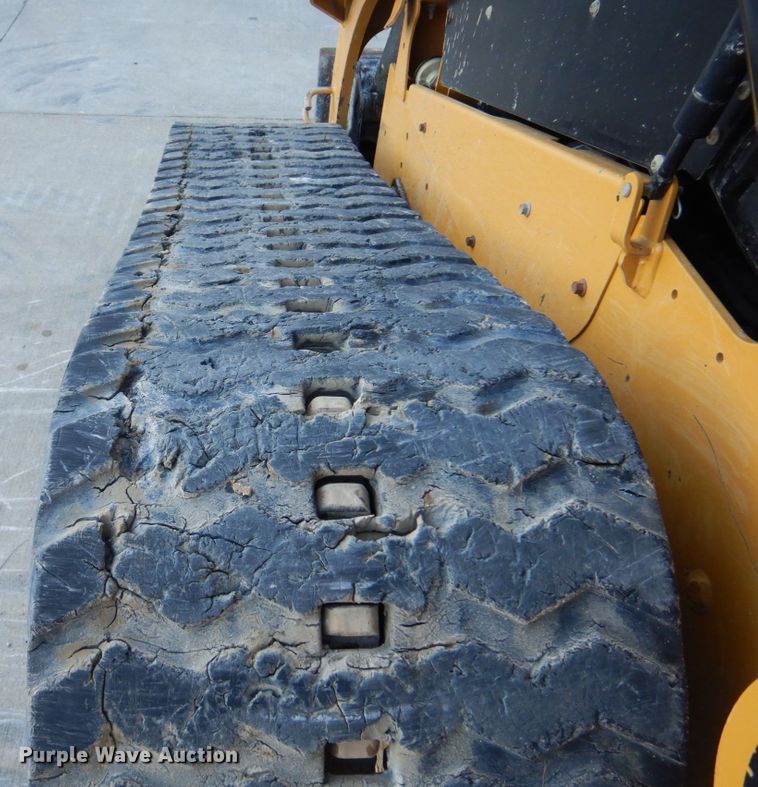 image for item DH8004 2017 Caterpillar 299D2  tracked skid steer loader