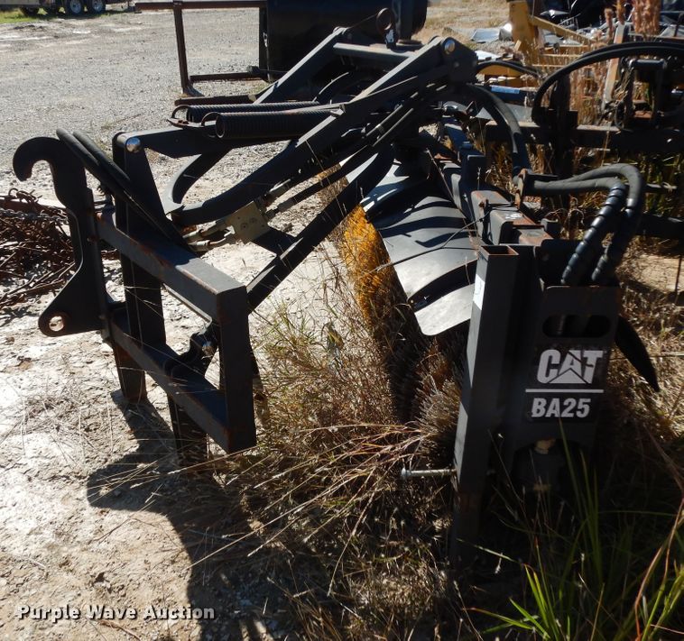 image for item DI8544 Caterpillar BA25  broom