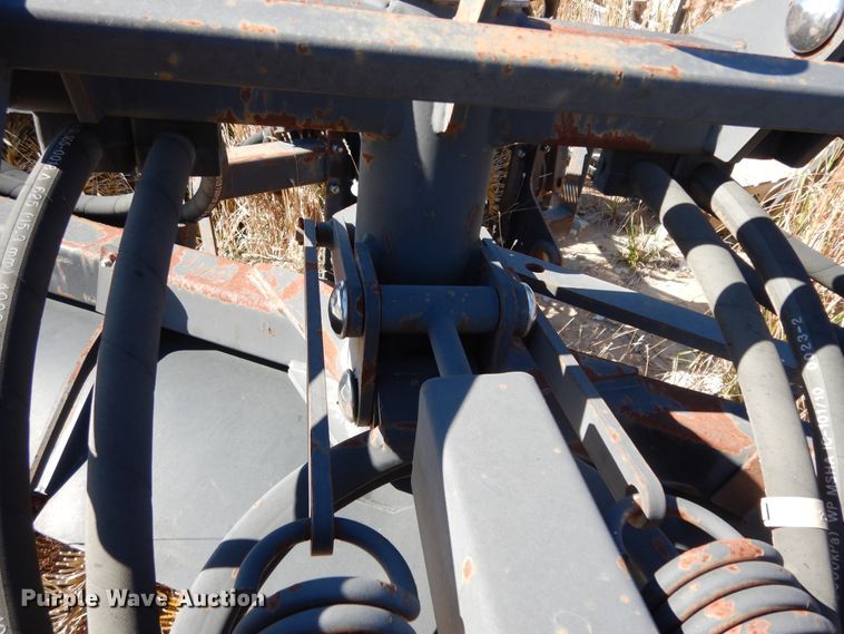 image for item DI8544 Caterpillar BA25  broom