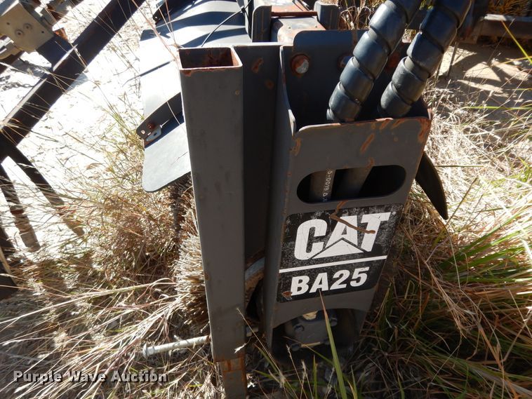 image for item DI8544 Caterpillar BA25  broom