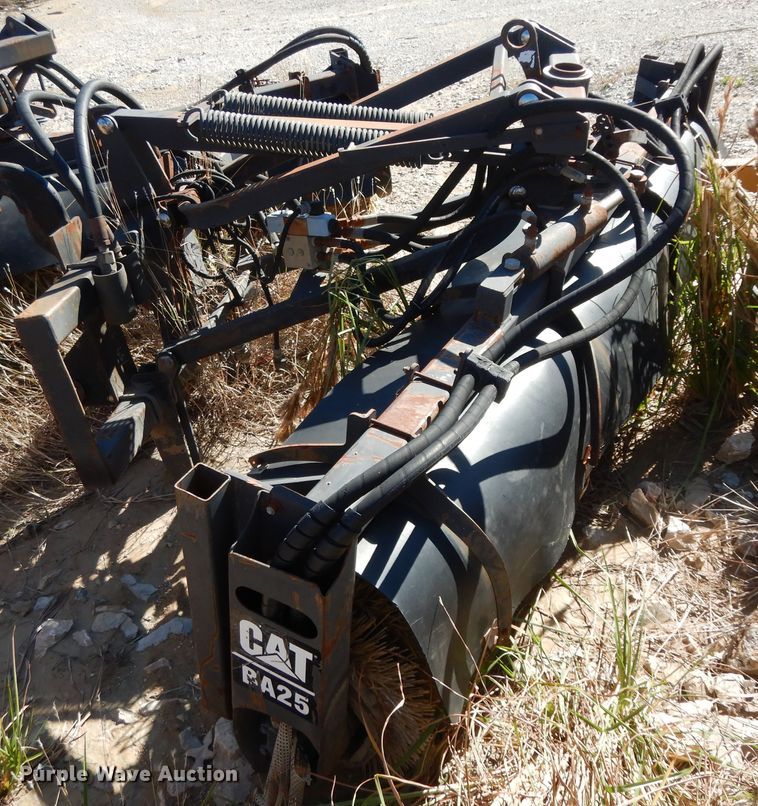 image for item DI8545 Caterpillar BA25  broom