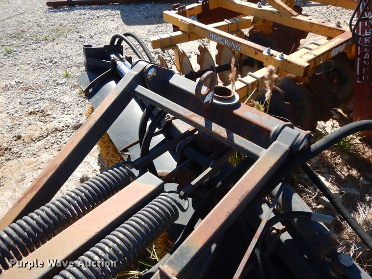 image for item DI8545 Caterpillar BA25  broom