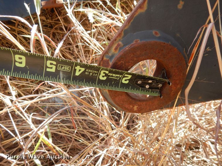 image for item DI8545 Caterpillar BA25  broom