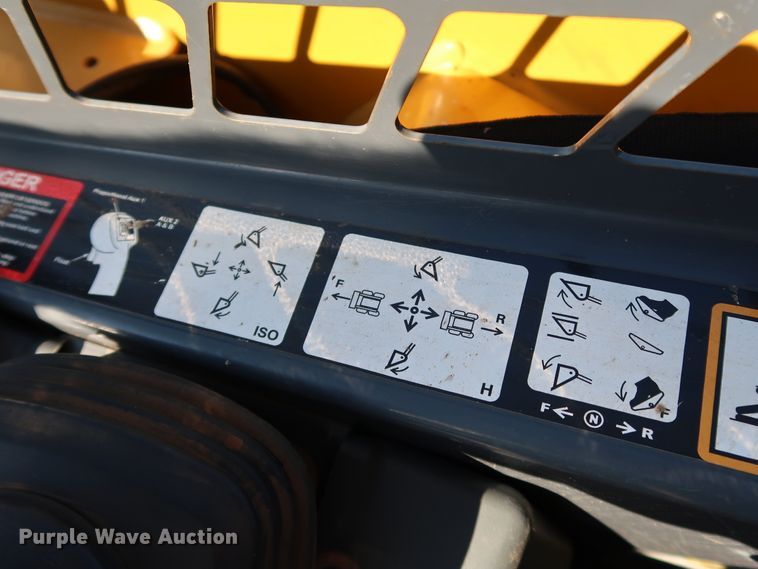 image for item DJ2417 2013 John Deere 333E  tracked skid steer loader