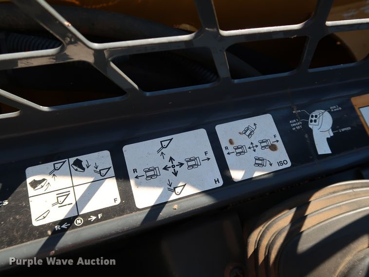 image for item DJ2417 2013 John Deere 333E  tracked skid steer loader