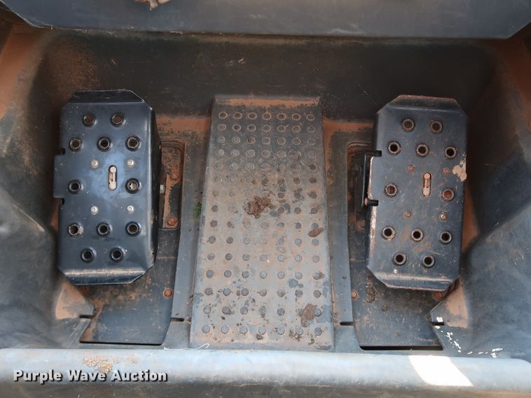 image for item DJ2417 2013 John Deere 333E  tracked skid steer loader