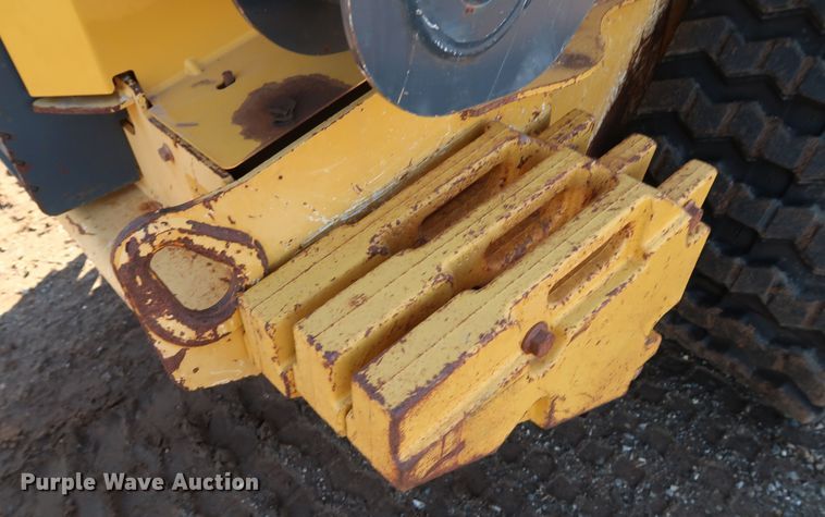 image for item DJ2417 2013 John Deere 333E  tracked skid steer loader