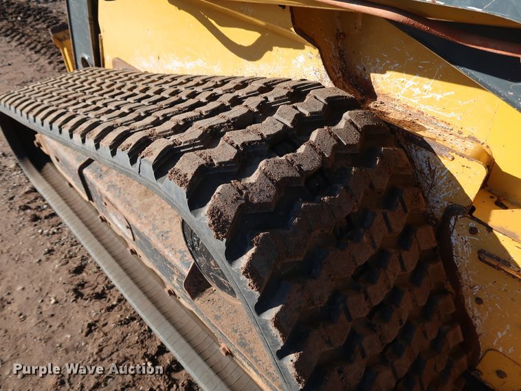 image for item DJ2417 2013 John Deere 333E  tracked skid steer loader