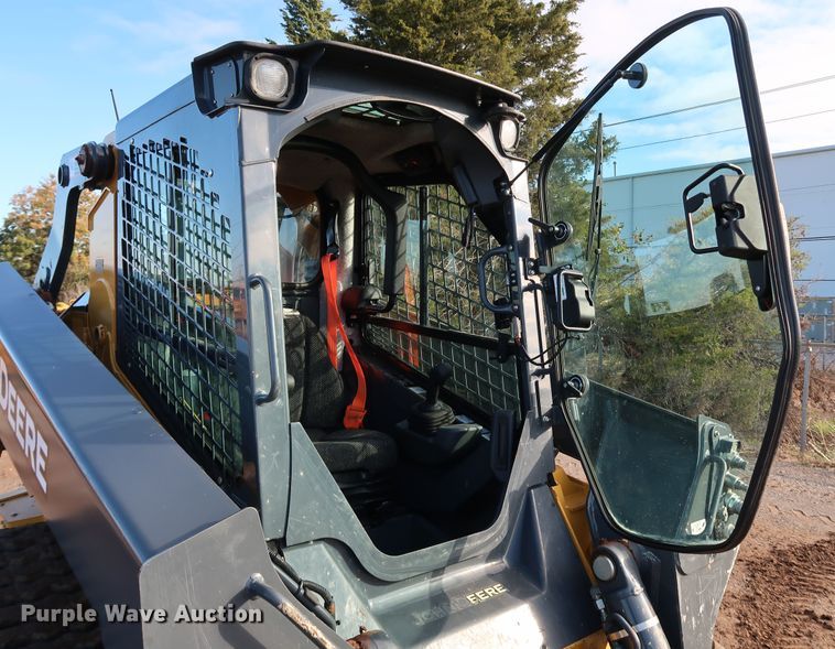 image for item DJ2418 2017 John Deere 333G  tracked skid steer loader