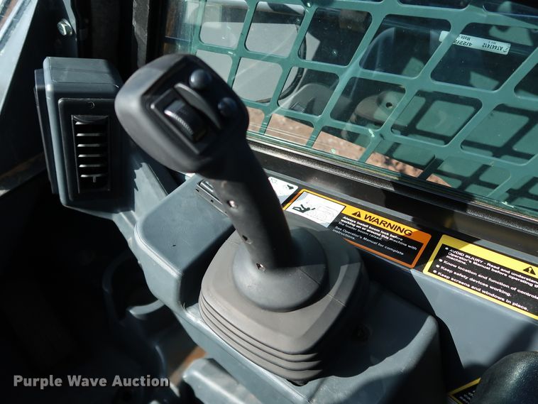 image for item DJ2418 2017 John Deere 333G  tracked skid steer loader