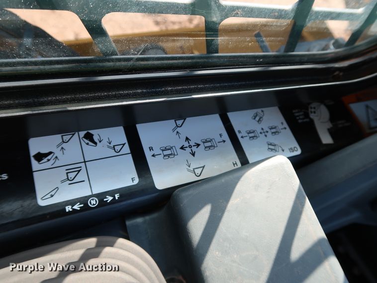 image for item DJ2418 2017 John Deere 333G  tracked skid steer loader