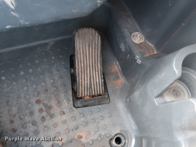 image for item DJ2418 2017 John Deere 333G  tracked skid steer loader