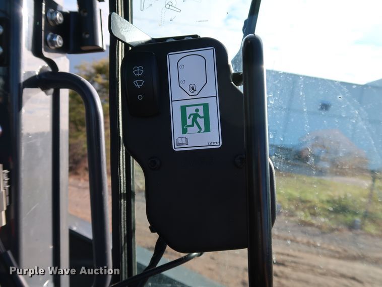 image for item DJ2418 2017 John Deere 333G  tracked skid steer loader