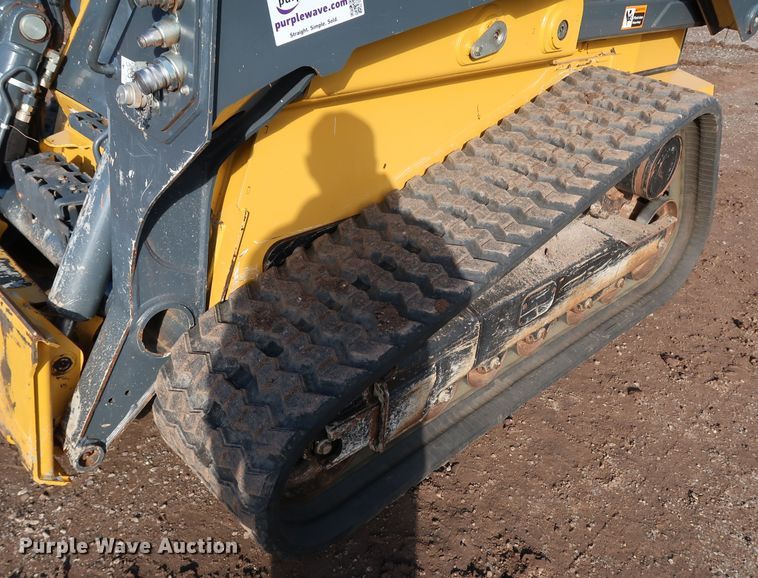 image for item DJ2418 2017 John Deere 333G  tracked skid steer loader
