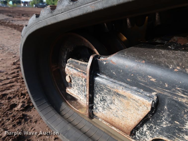 image for item DJ2418 2017 John Deere 333G  tracked skid steer loader