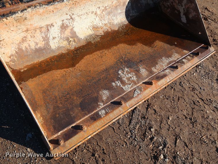 image for item DJ2419 2015 John Deere 318E  skid steer loader