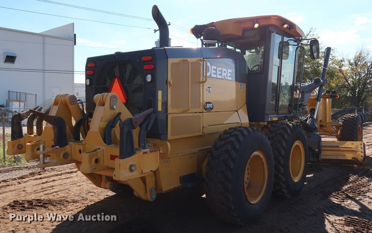 image for item DJ2420 2016 John Deere 672G  motor grader