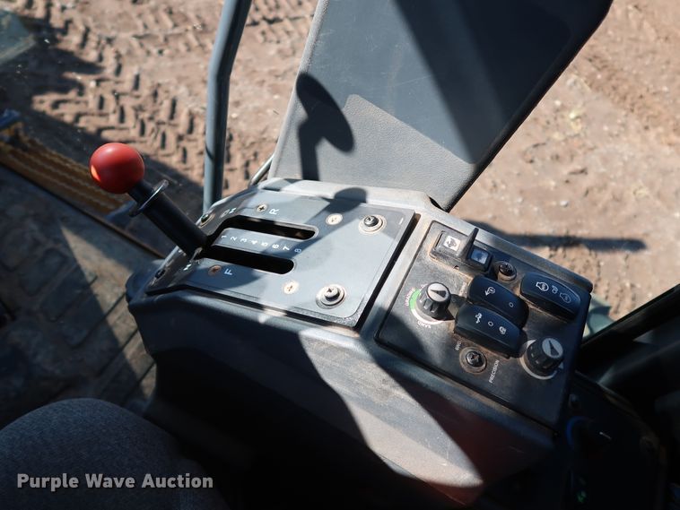 image for item DJ2420 2016 John Deere 672G  motor grader