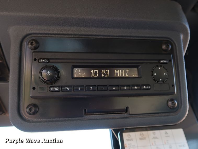 image for item DJ2420 2016 John Deere 672G  motor grader