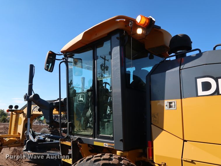 image for item DJ2420 2016 John Deere 672G  motor grader