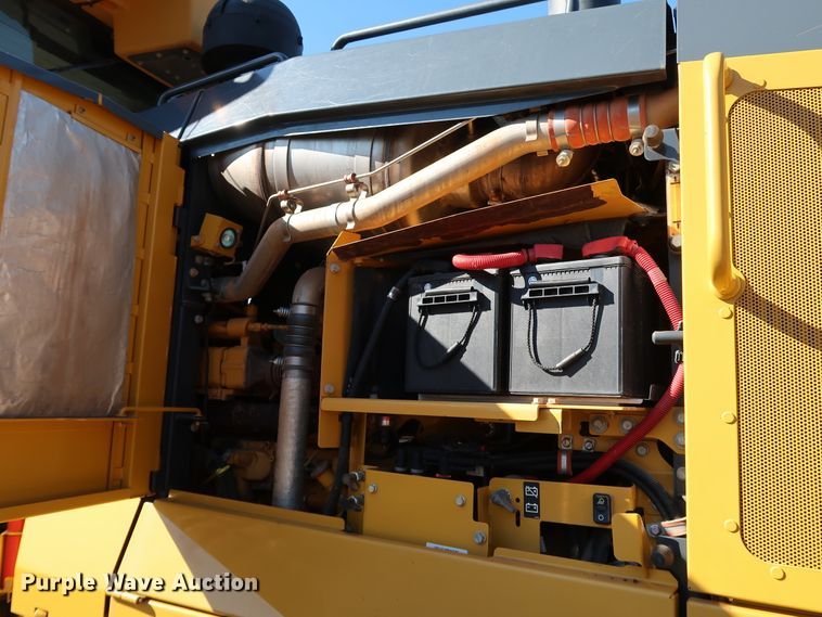 image for item DJ2420 2016 John Deere 672G  motor grader