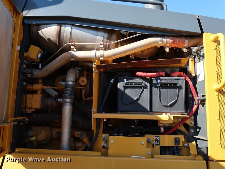 image for item DJ2420 2016 John Deere 672G  motor grader