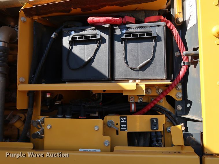 image for item DJ2420 2016 John Deere 672G  motor grader