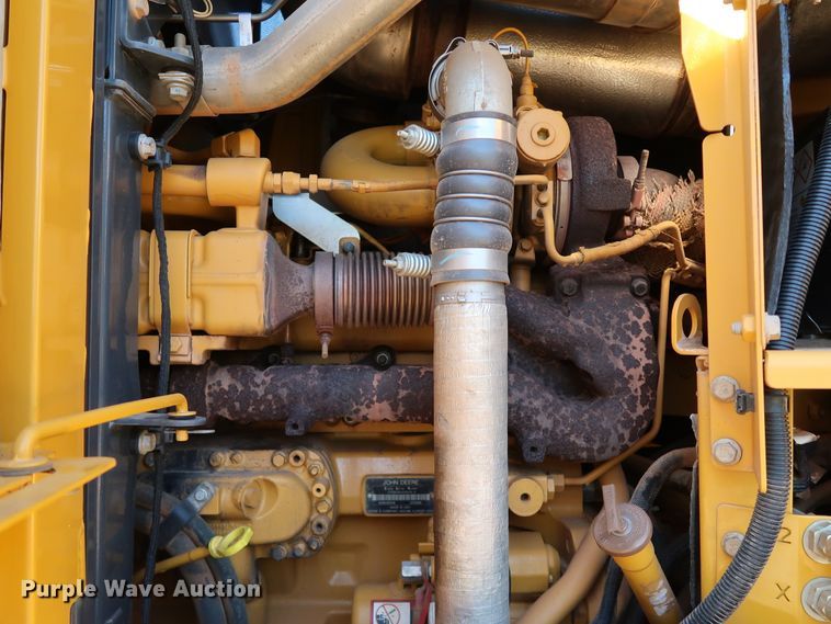 image for item DJ2420 2016 John Deere 672G  motor grader