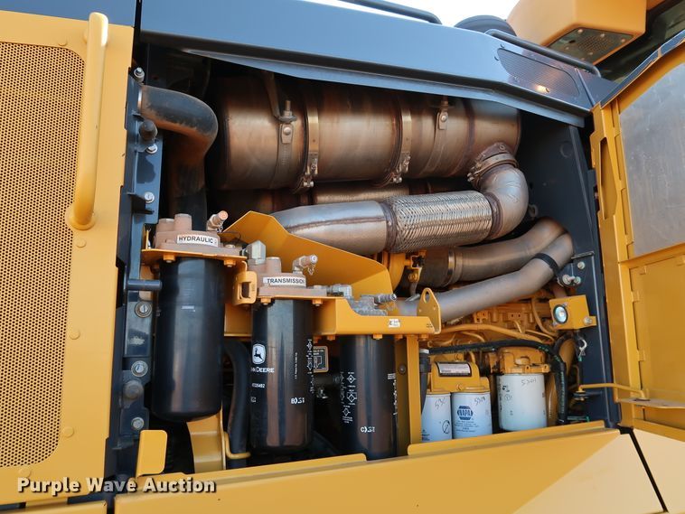 image for item DJ2420 2016 John Deere 672G  motor grader