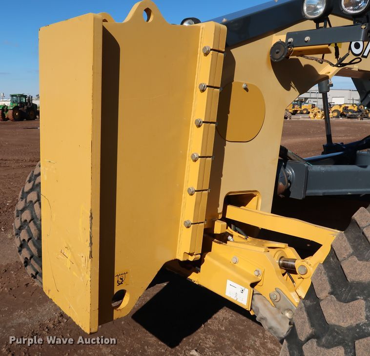 image for item DJ2420 2016 John Deere 672G  motor grader