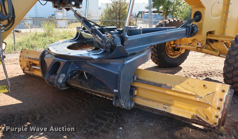 image for item DJ2420 2016 John Deere 672G  motor grader