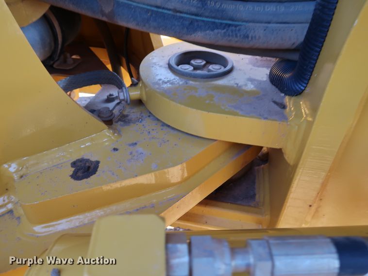 image for item DJ2420 2016 John Deere 672G  motor grader