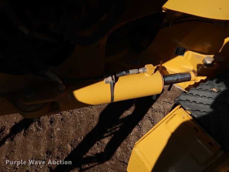 image for item DJ2420 2016 John Deere 672G  motor grader