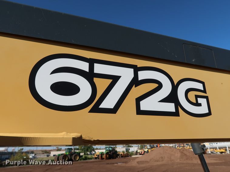 image for item DJ2420 2016 John Deere 672G  motor grader