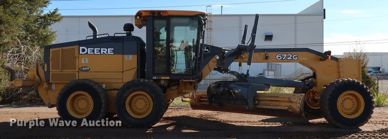 image for item DJ2421 2016 John Deere 672G  motor grader