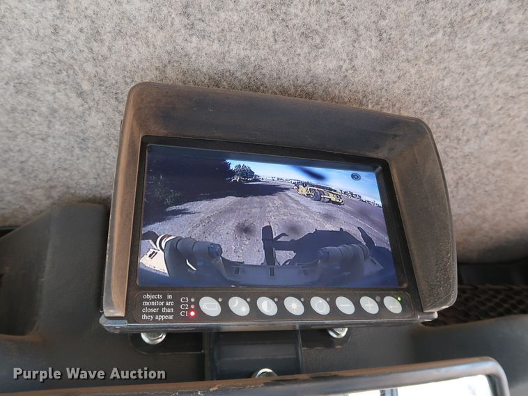 image for item DJ2421 2016 John Deere 672G  motor grader