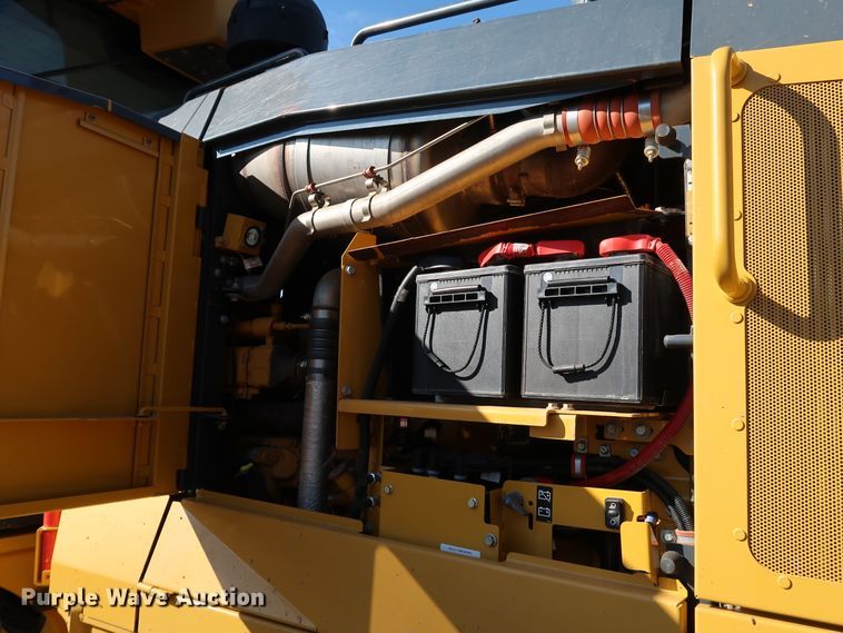 image for item DJ2421 2016 John Deere 672G  motor grader