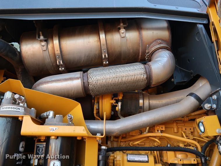 image for item DJ2421 2016 John Deere 672G  motor grader