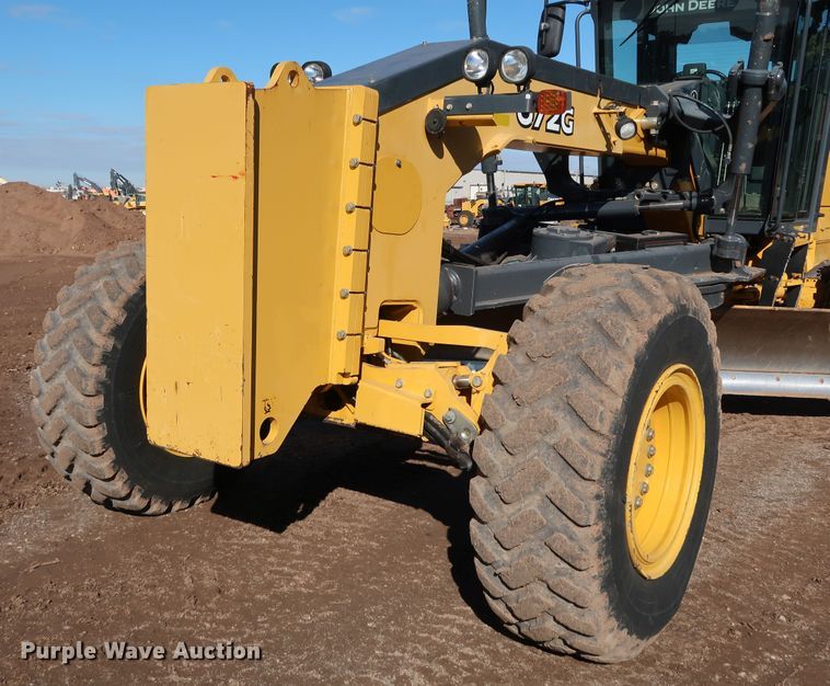 image for item DJ2421 2016 John Deere 672G  motor grader