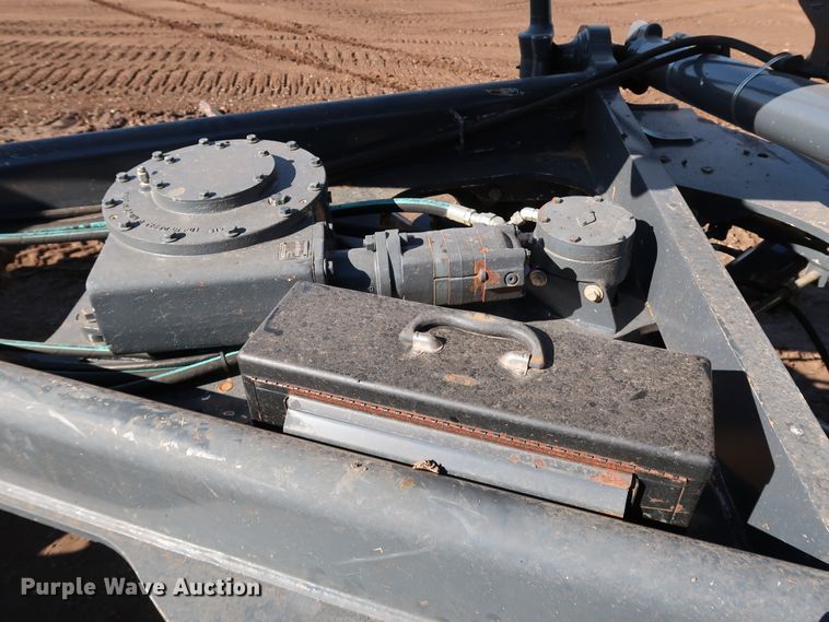 image for item DJ2421 2016 John Deere 672G  motor grader