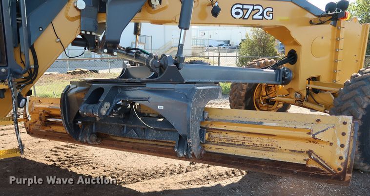 image for item DJ2421 2016 John Deere 672G  motor grader