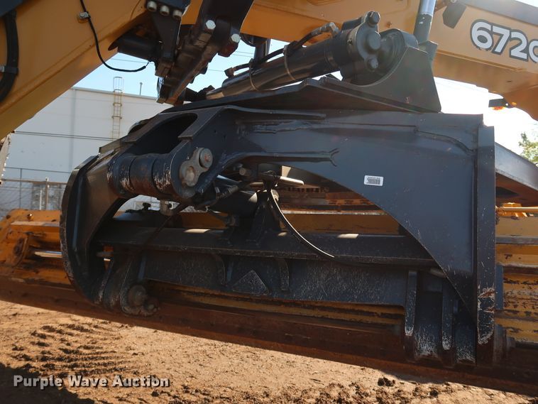 image for item DJ2421 2016 John Deere 672G  motor grader