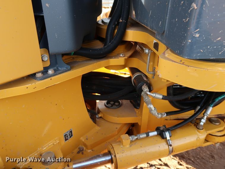 image for item DJ2421 2016 John Deere 672G  motor grader