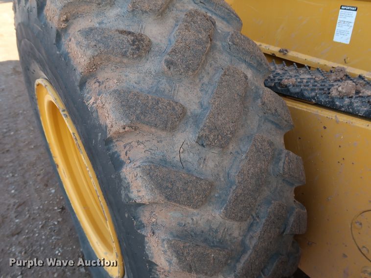 image for item DJ2421 2016 John Deere 672G  motor grader